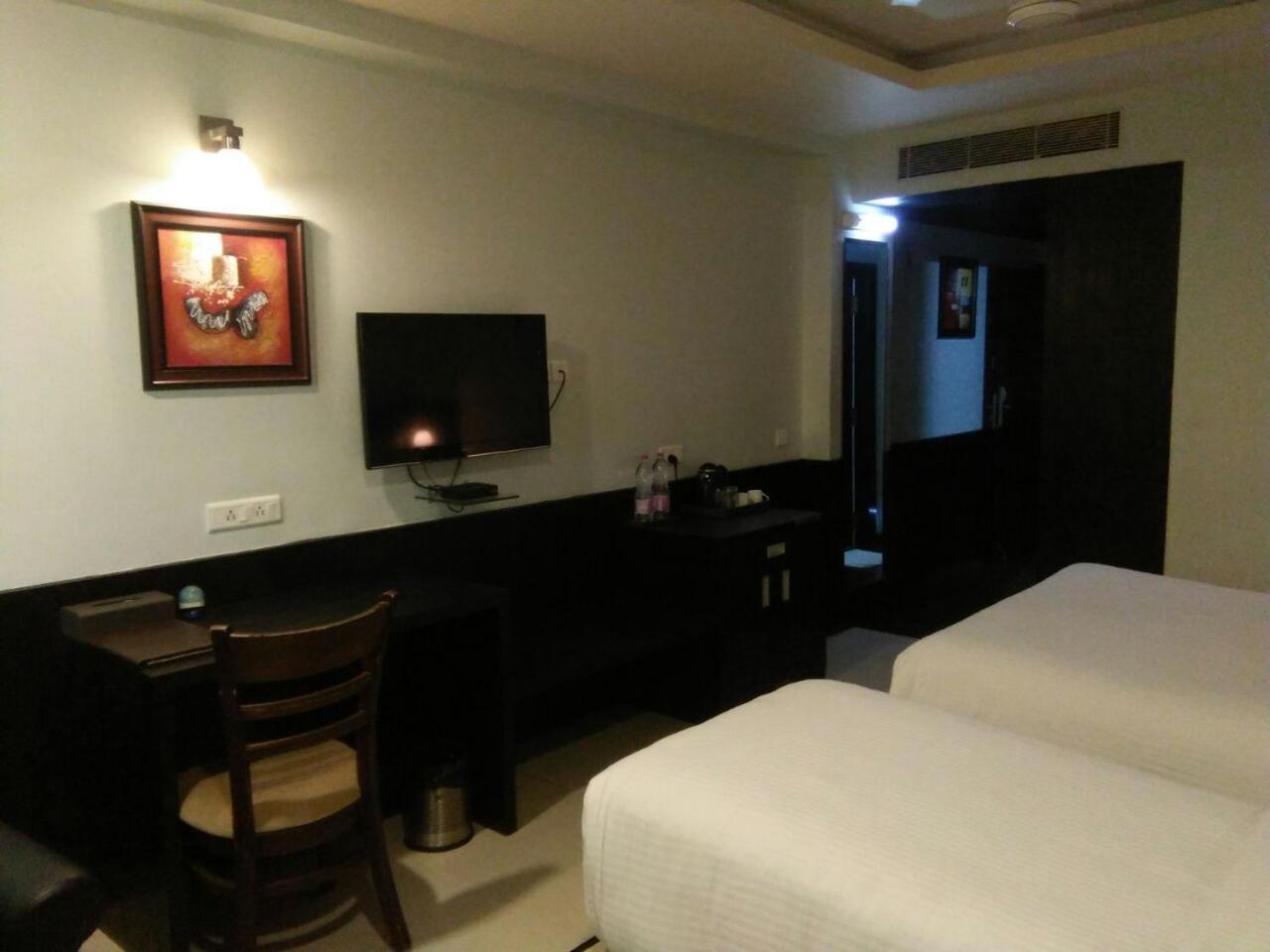 Pride Ananya Hotel 4*