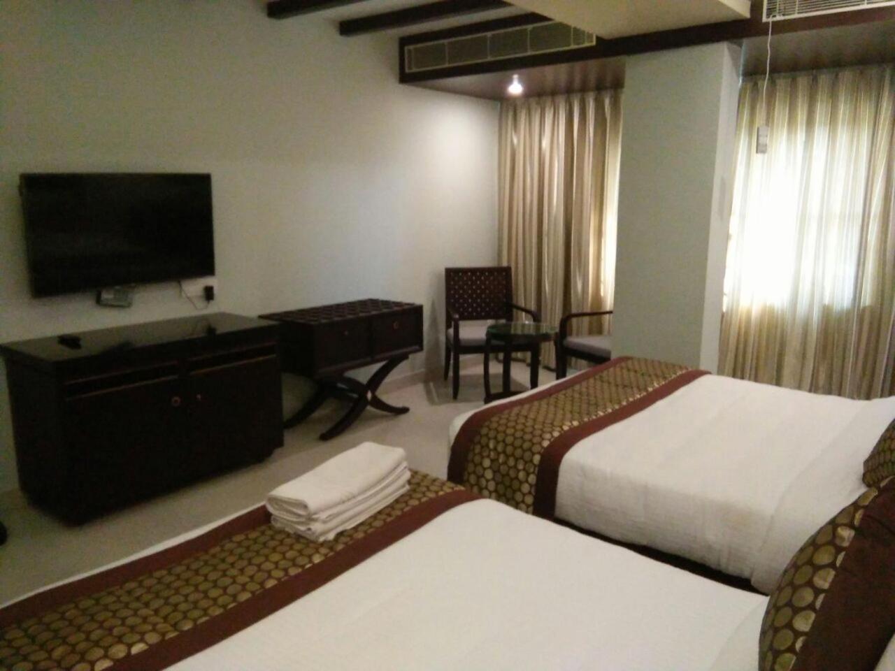 Pride Ananya Hotel 4*