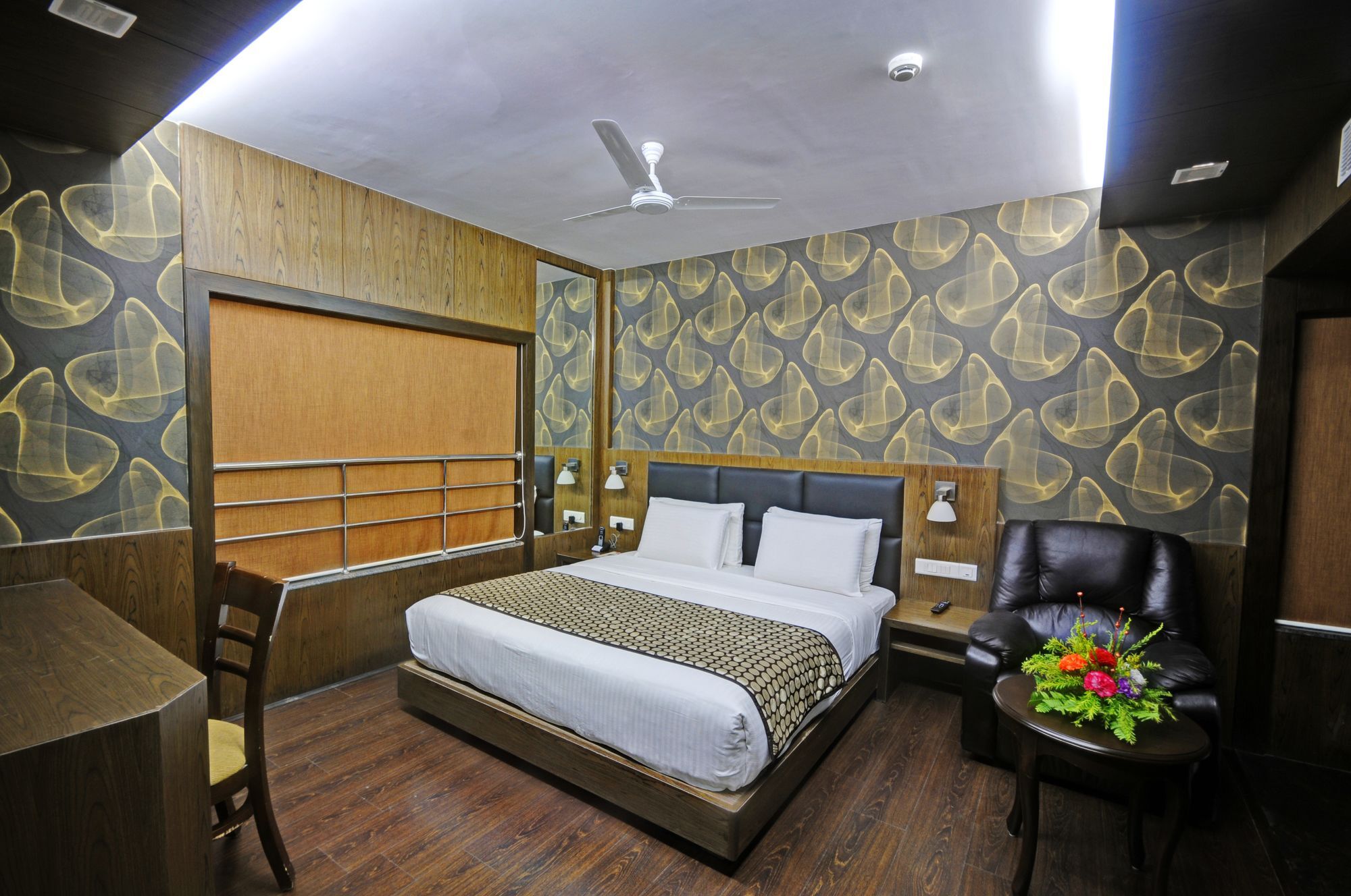 Pride Ananya Hotel 4*