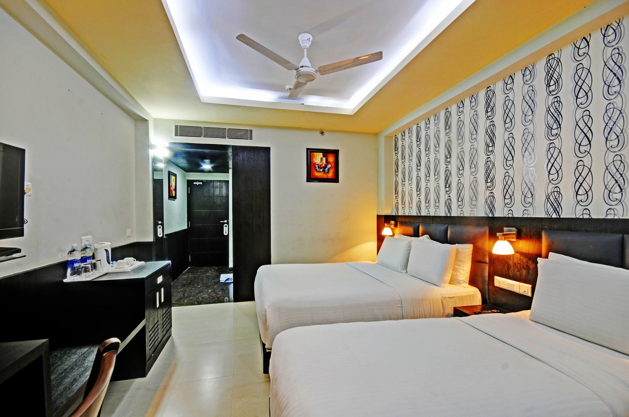 Hotel Pride Ananya Puri